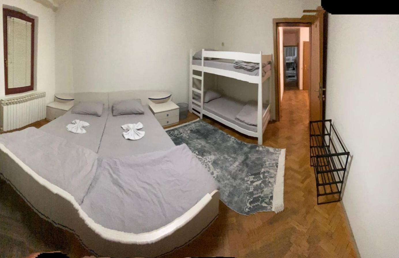 Hostel Center Luxury 사라예보 객실 사진