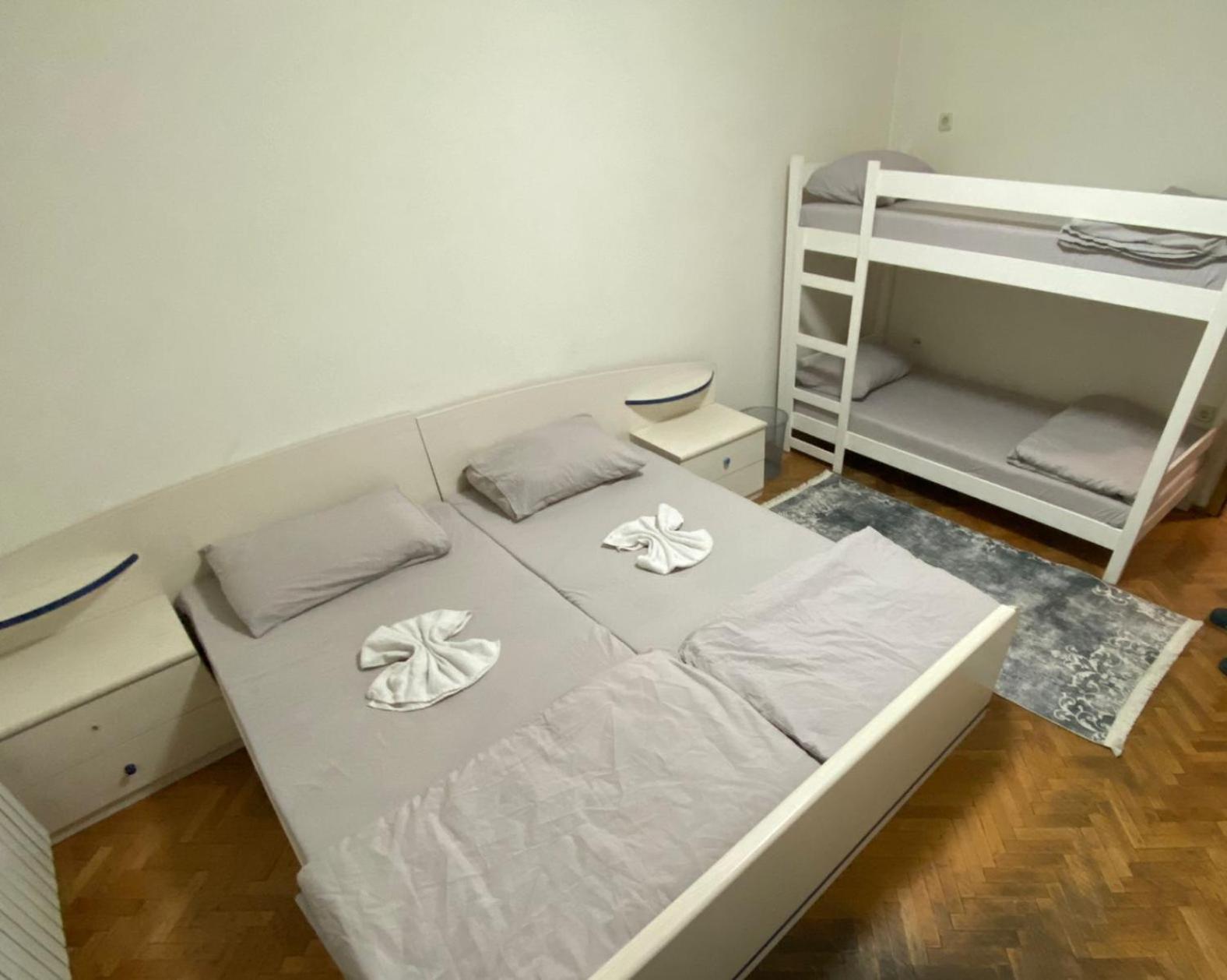 Hostel Center Luxury 사라예보 객실 사진